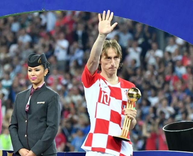 T1主场首秀惨遭GenG暴虐！Chovy以0-3开局上演完美团！