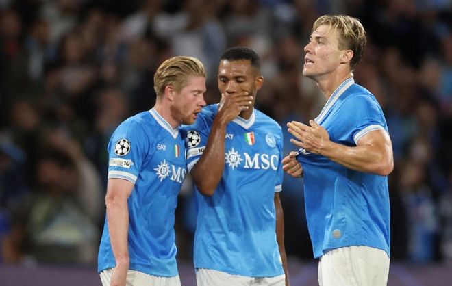 卖水果、搬砖的小伙，与哈兰德争英超金靴